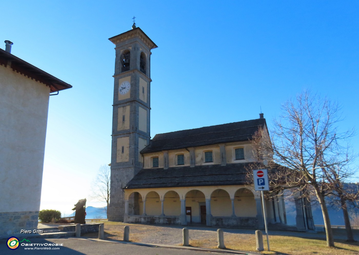 06 Alla Chiesa di Fuipiano Valle Imagna.JPG